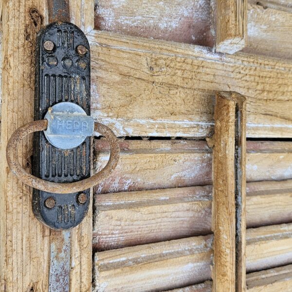 oude vintage louvre deur van naturel oud hout