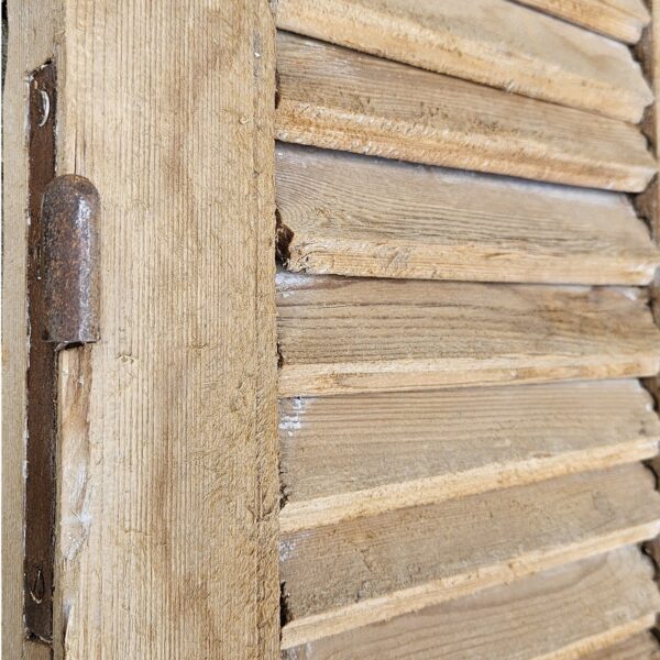 oude louvre deur van naturel hout