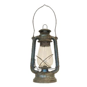 Vintage olielamp met grbuikssporen en roest bedoeld als accessoires voor in je industrieel interieur.