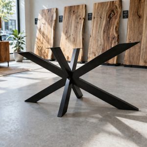 Industrieel matrix onderstel met zwarte poeder coating.